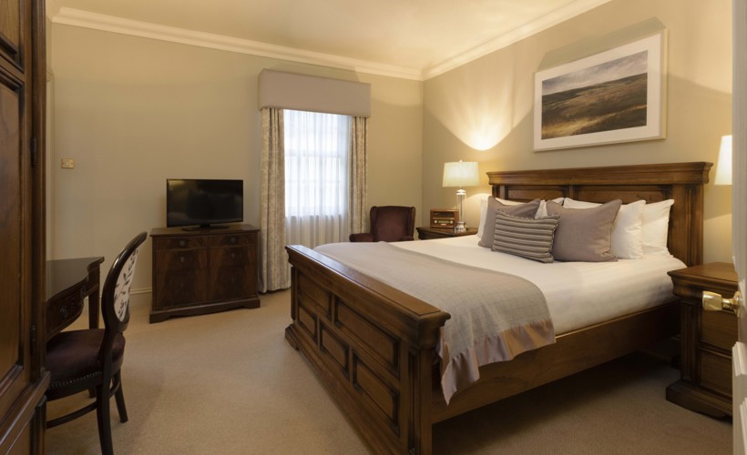 Thainstone House Classic King