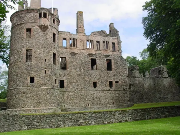 Huntly Castle Wikimedia Commons Cc Sa 20 Lyall Duffus