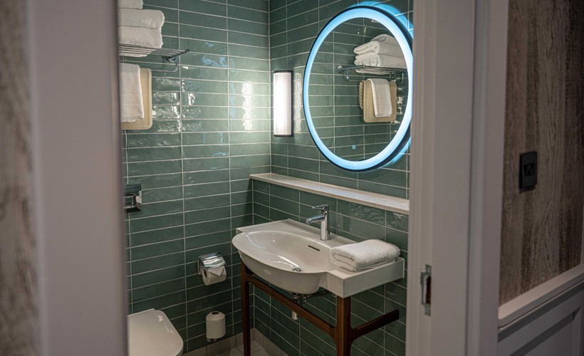 Dunkeld House Hotel Room 214 Deluxe Double Room Walk In Shower