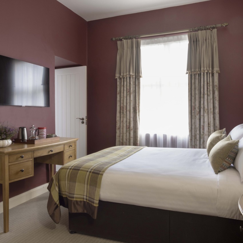Balmoral Arms Classic Room 2
