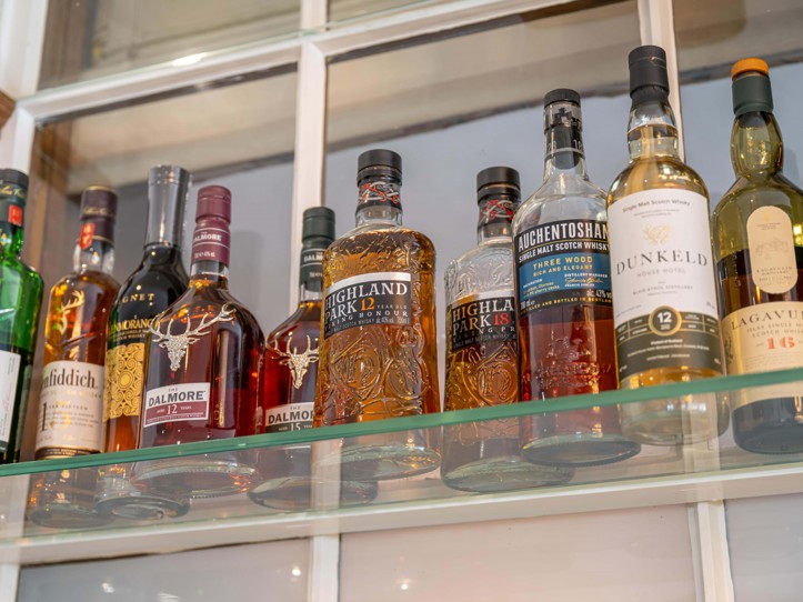Dunkeld House Hotel Bar00001