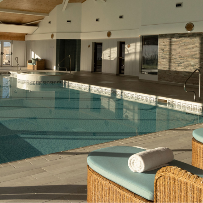Coast Spa, Wide Angle