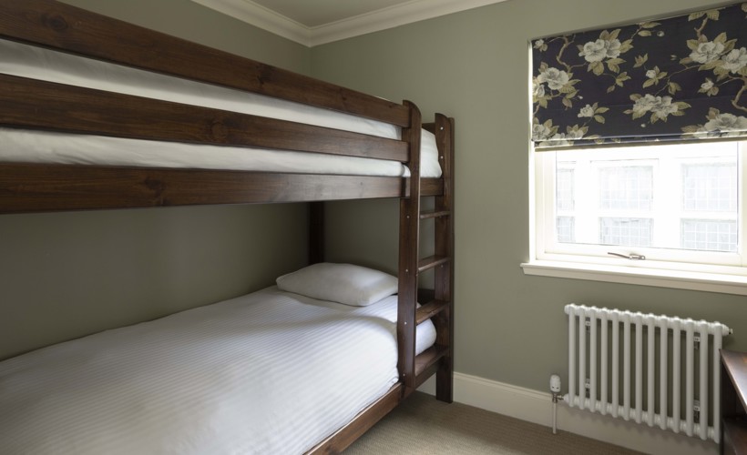 Golf View Family Room With Bunkbeds