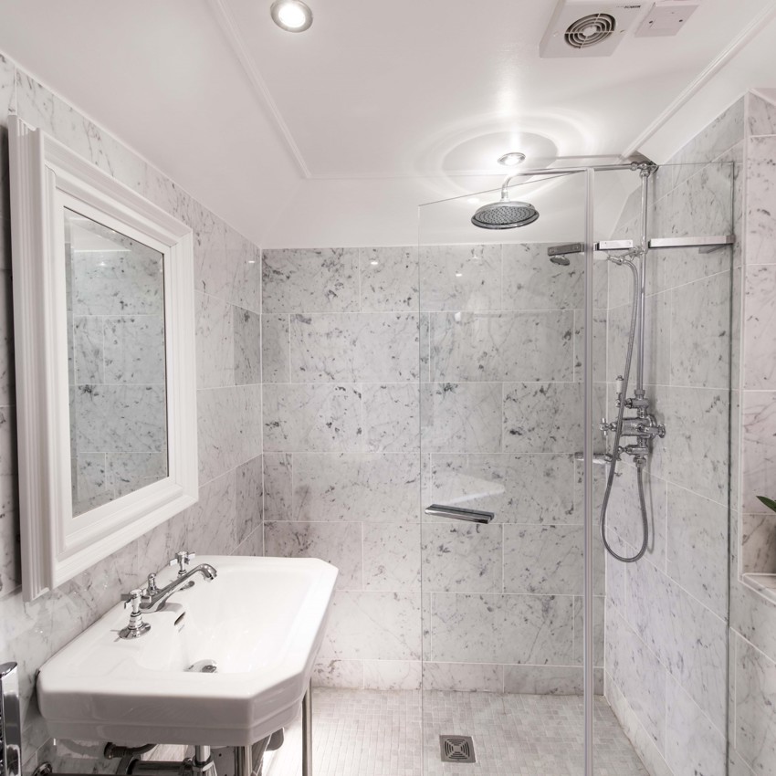 Thainstone House Deluxe King