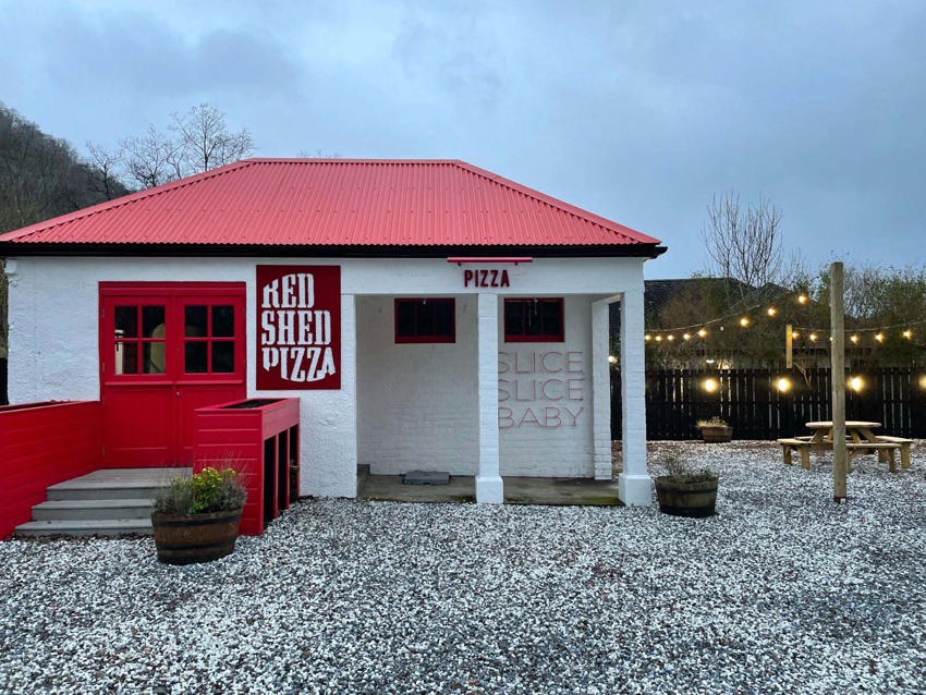 Glencoe Inn Red Shed Pizza00006