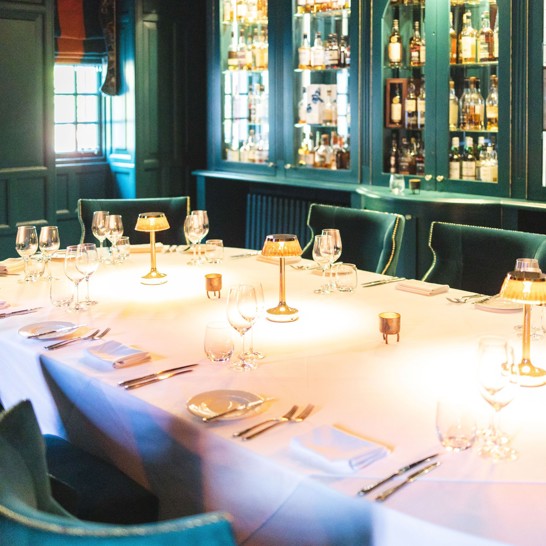Fonab Castle Whisky Lounge00006
